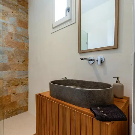 Kyma & Anemos Naousa (Paros)