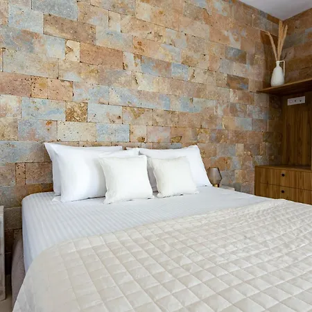 Kyma & Anemos Apartment *